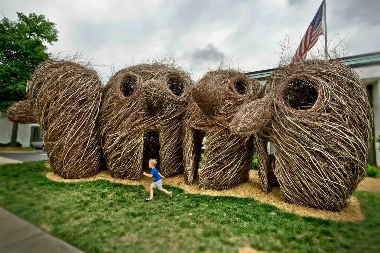 Photo of Patrick Dougherty sculpture